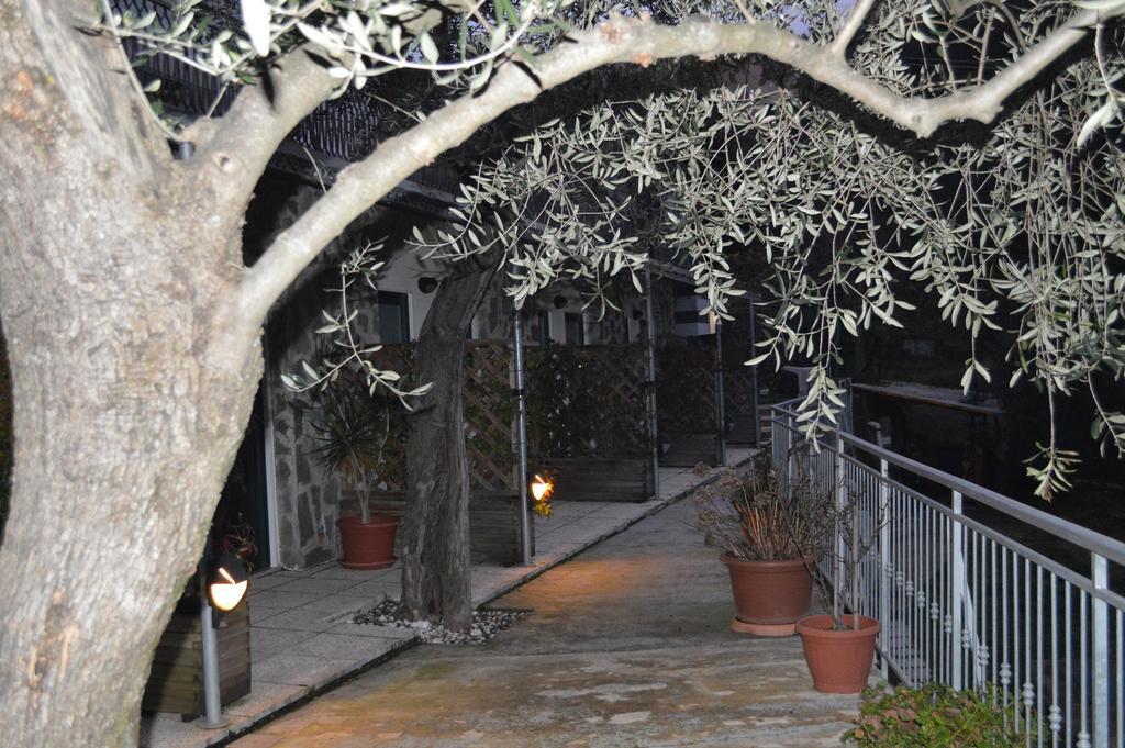 Affittacamere Arabafenice Vezzano Ligure Zewnętrze zdjęcie